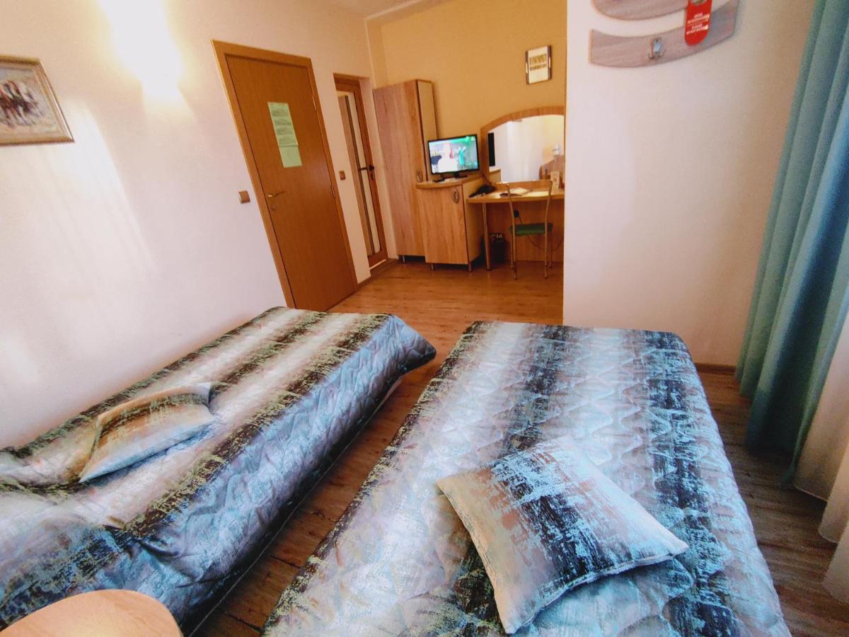 Color Hotel